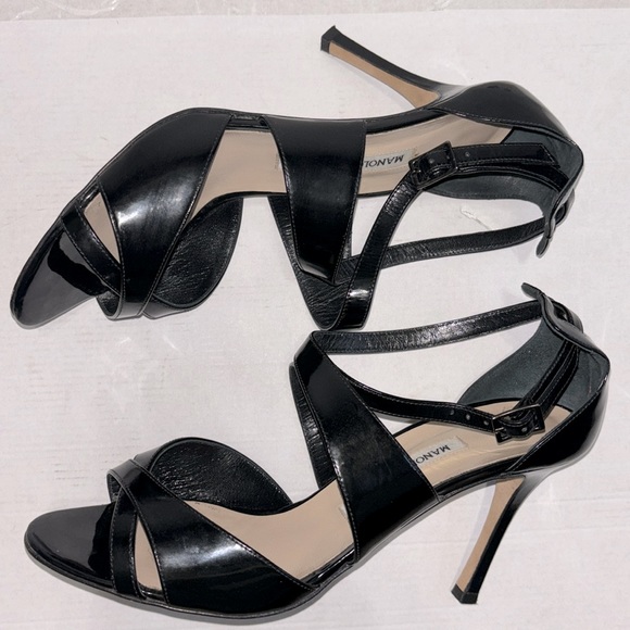 Manolo Blahnik Ginkoballo black patent leather - Picture 9 of 12